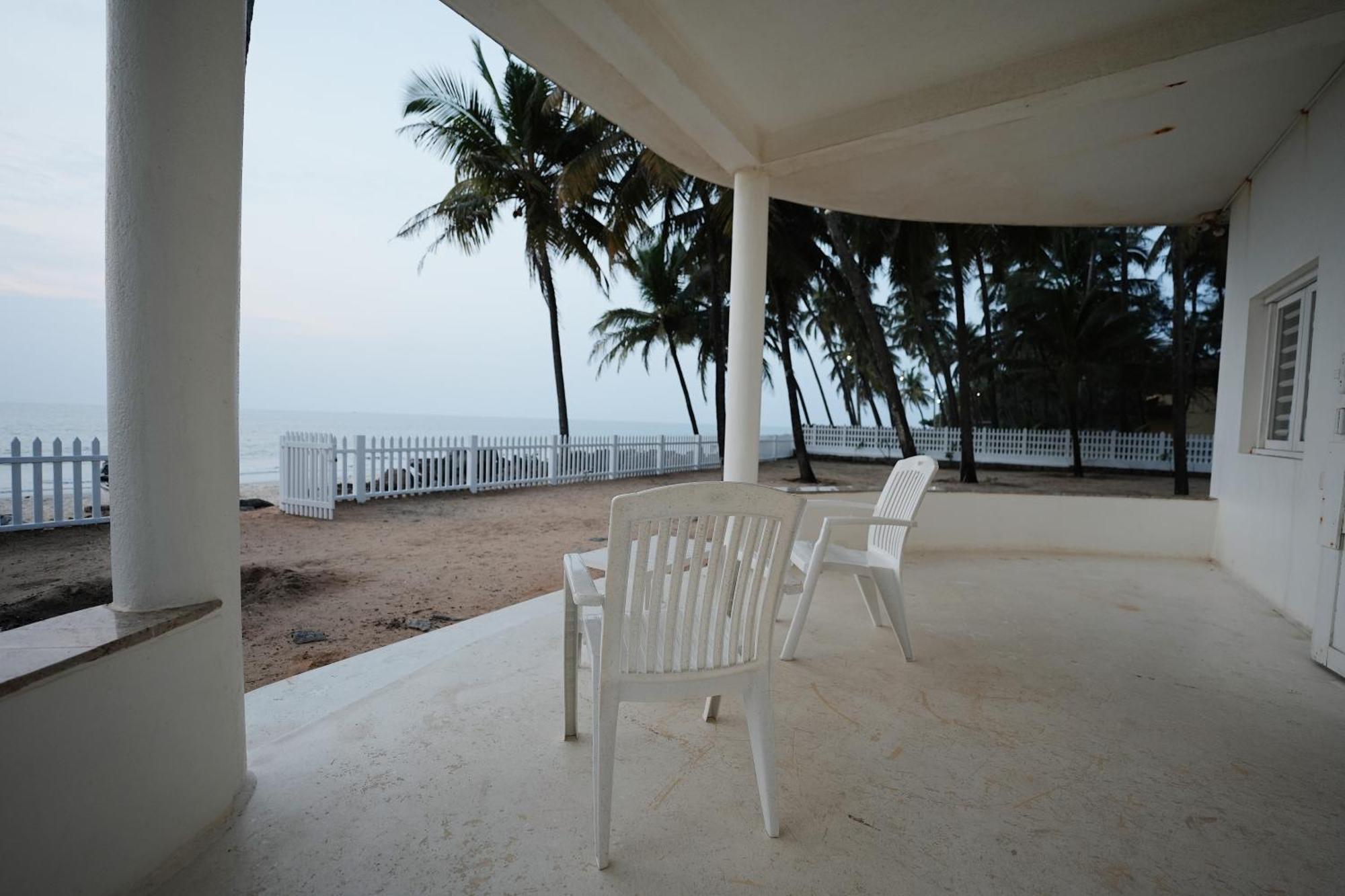 Beach At The White House Villa Udupi Kültér fotó